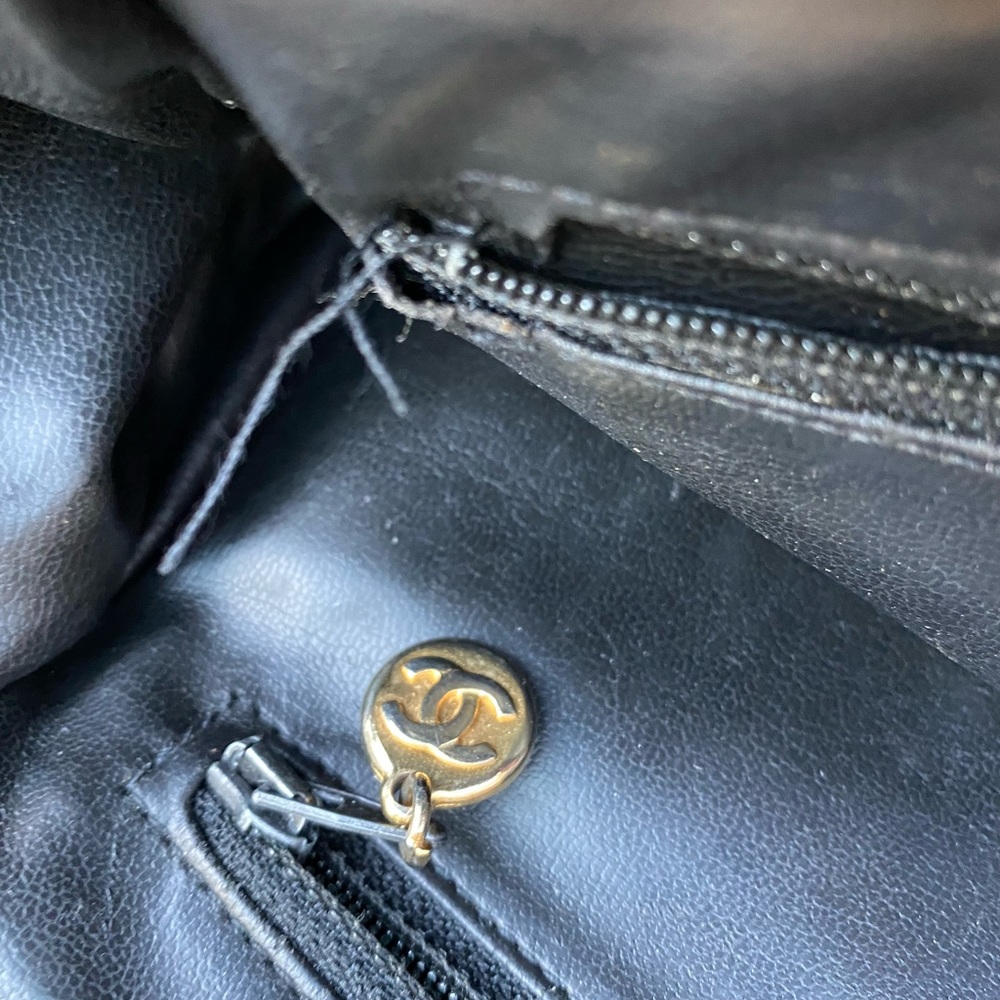 Vintage Chanel bag! - Picture 11 of 16
